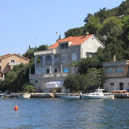 Apartament Zaklopatica 8346d