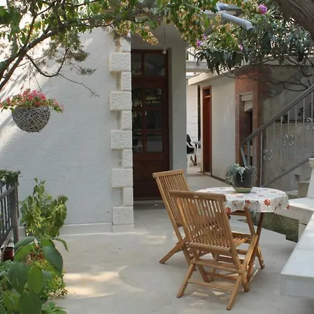 Apartment Zaklopatica 8346d Lastovo